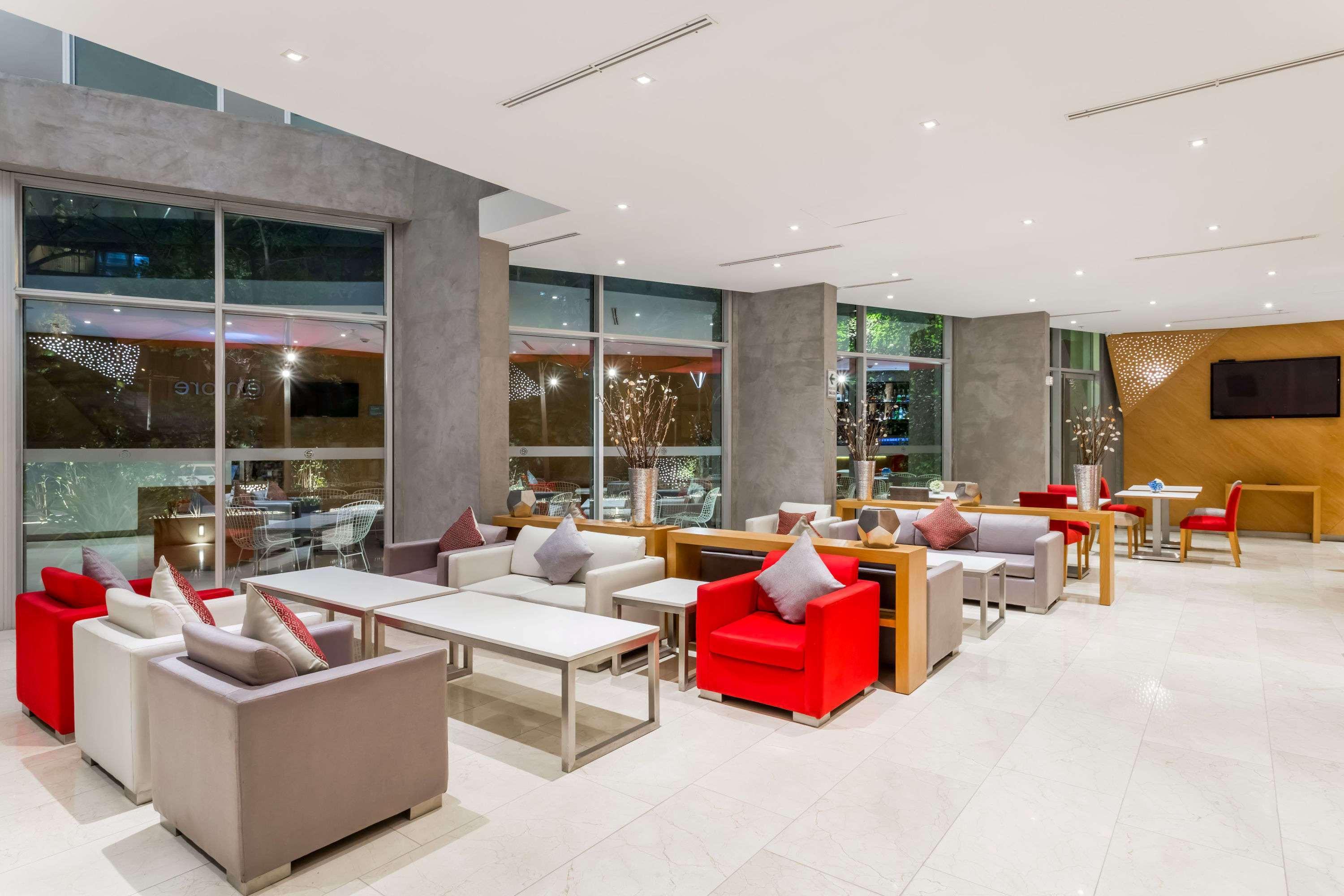 Ramada Encore By Wyndham Lima San Isidro Exterior foto